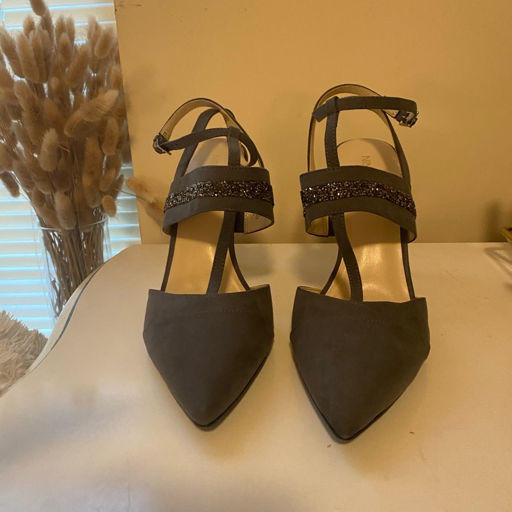 Nine West Gray Strappy Heels - Picture 4 of 10